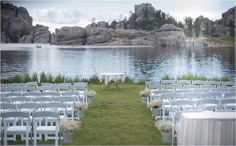 sylvan lake outdoor wedding ceremony