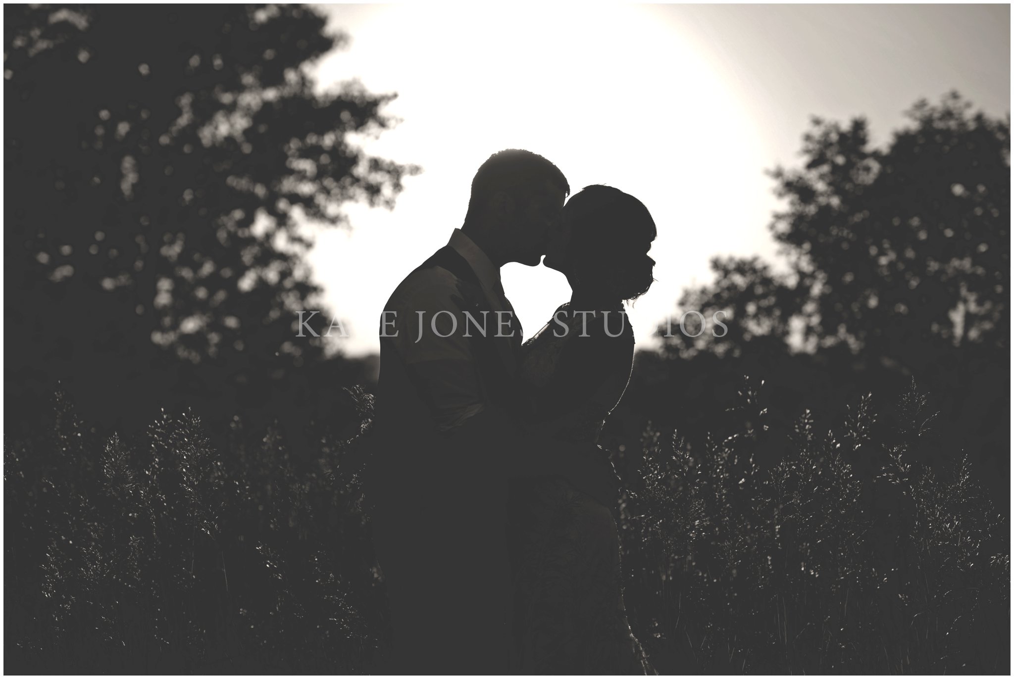 silhouette black and white wedding