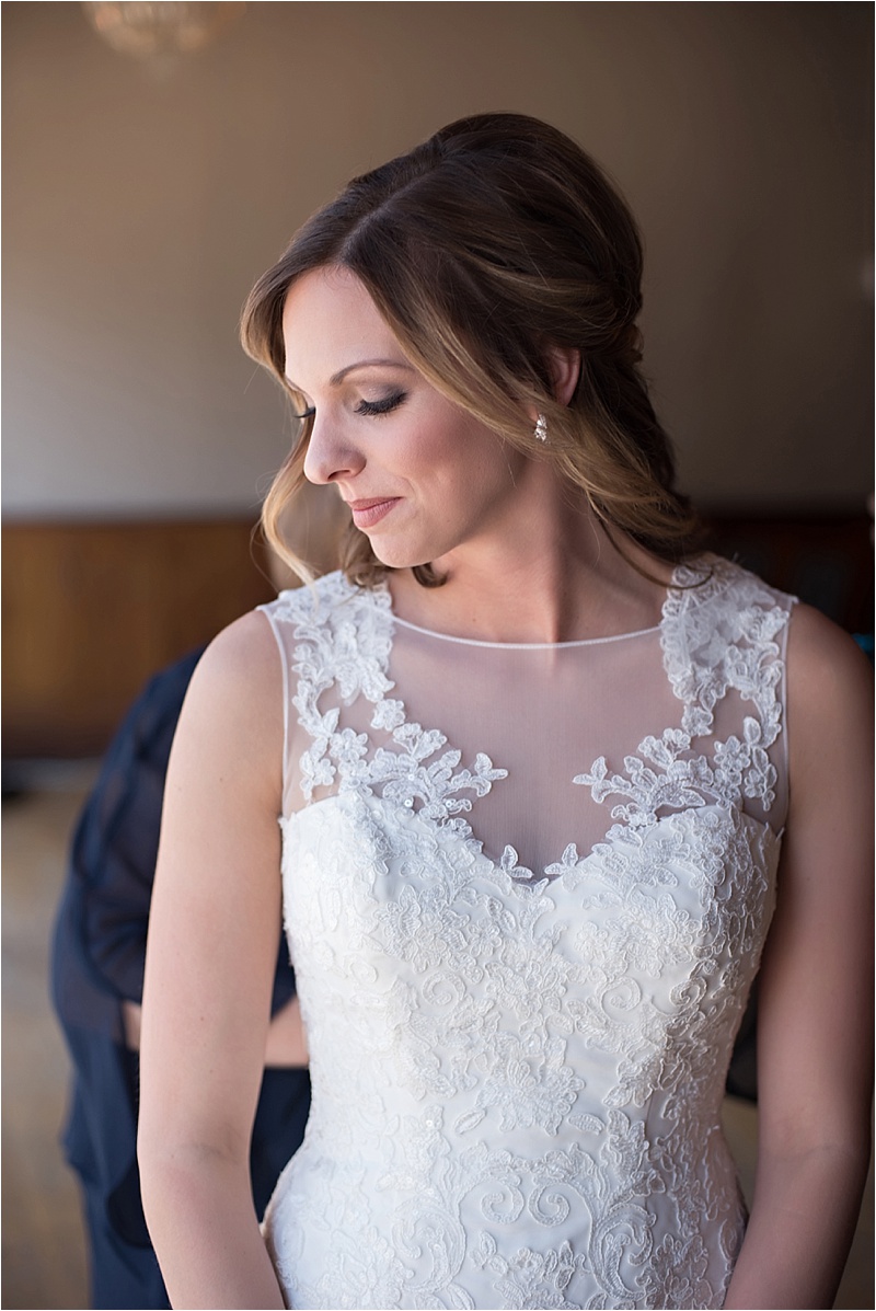 lace sweetheart neckline wedding dress
